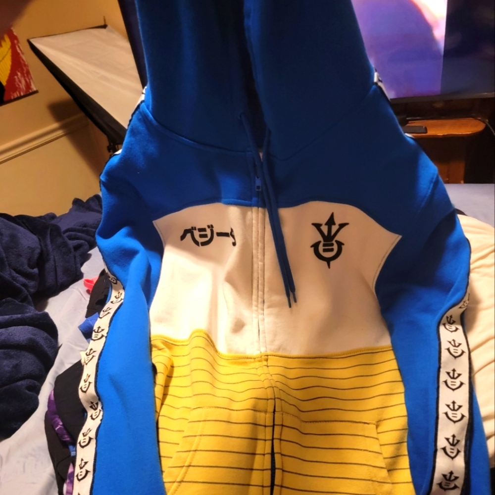 Dragonball Z Vegeta Battle Armor Hooded sweatshirt Large